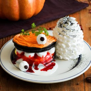 Eggs 'n Things　2019ハロウィンメニュー　パンプキンモンスター パンケーキ