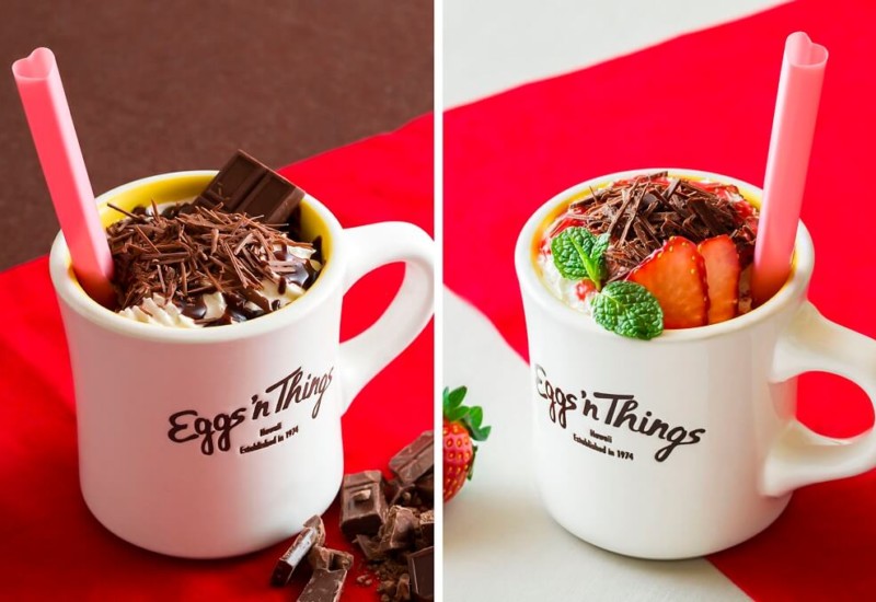 Eggs ’n Things　トリプルチョコレートモカフ　レッシュストロベリーモカ