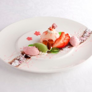 資生堂パーラー銀座本店サロン・ド・カフェ　春薫る桜のムース～SA・KU・RA～