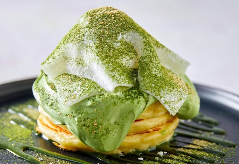 ジェイエスパンケーキカフェ　西尾抹茶のいちご大福パンケーキ