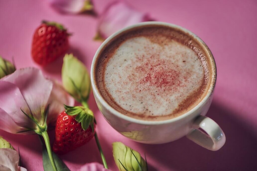 ストロベリーホットチョコレート