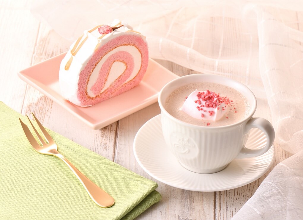 カフェドクリエ　さくらのミルク紅茶　さくらロールケーキ