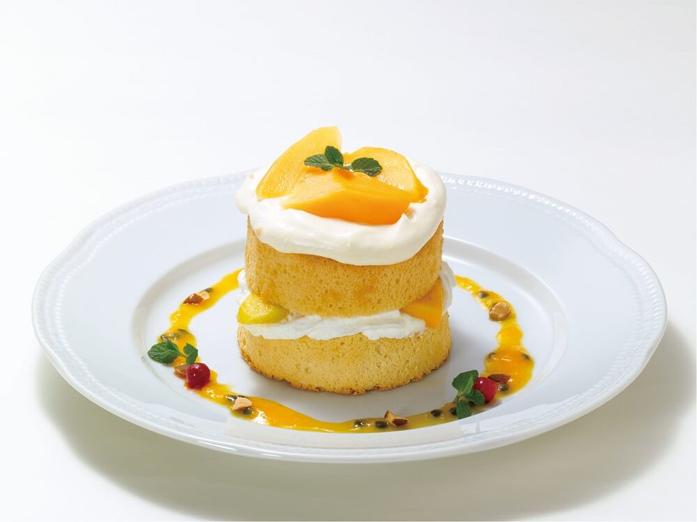 ホールで味わうシフォンショートケーキ